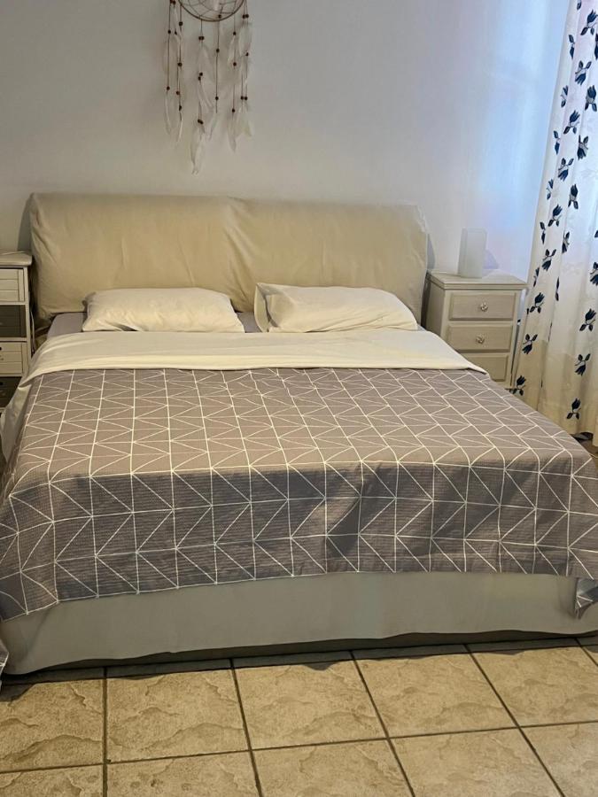 Gala Home Traditional House Galanado Bagian luar foto