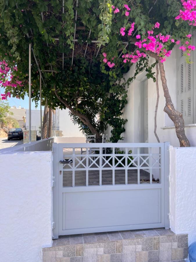 Gala Home Traditional House Galanado Bagian luar foto