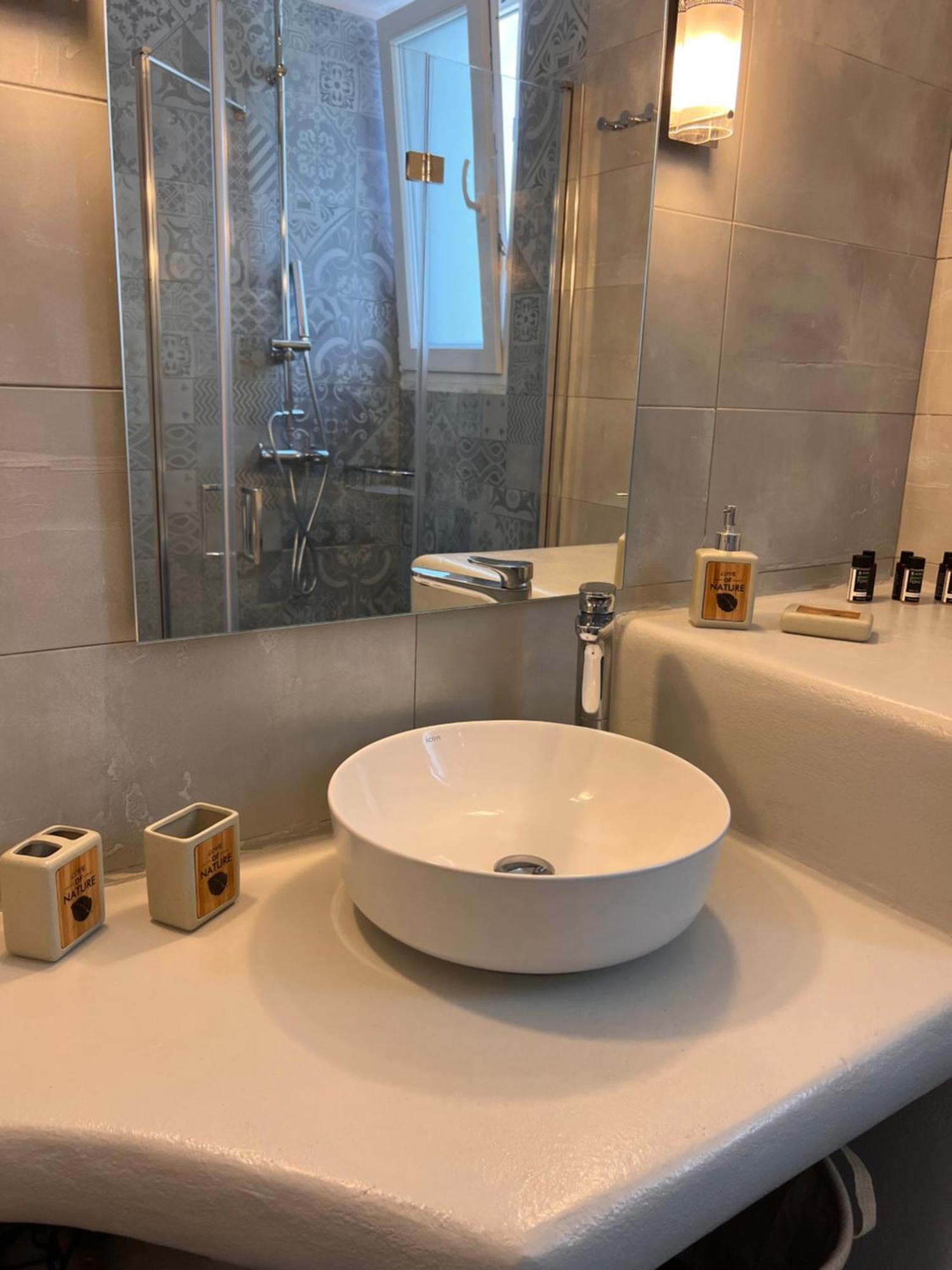 Gala Home Traditional House Galanado Bagian luar foto