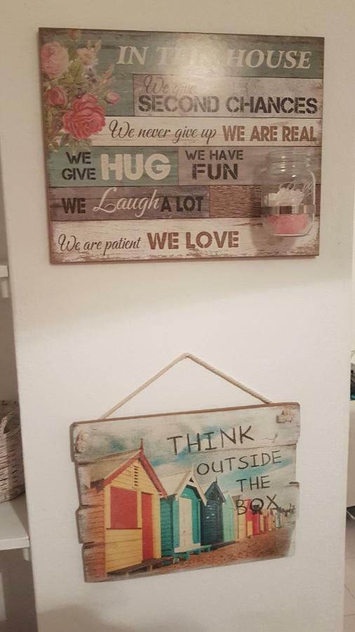 Gala Home Traditional House Galanado Bagian luar foto